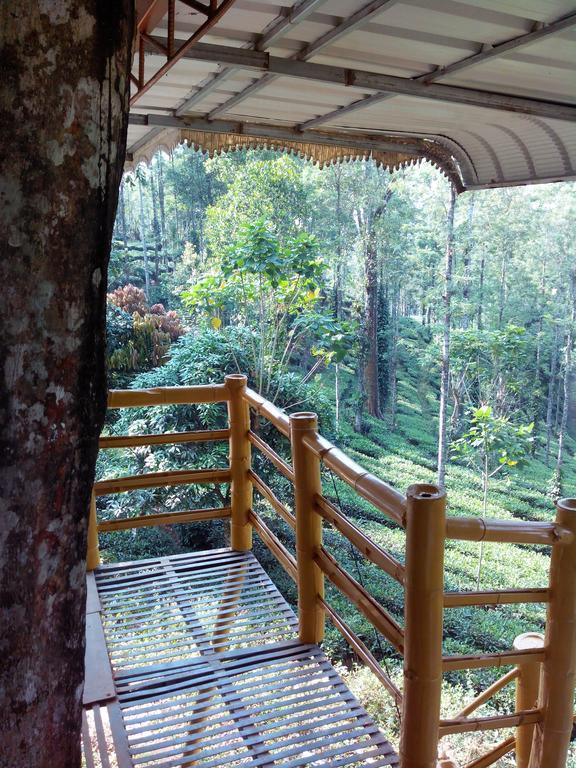 Jungle Jive Tree House Munnar Bed & Breakfast Стая снимка