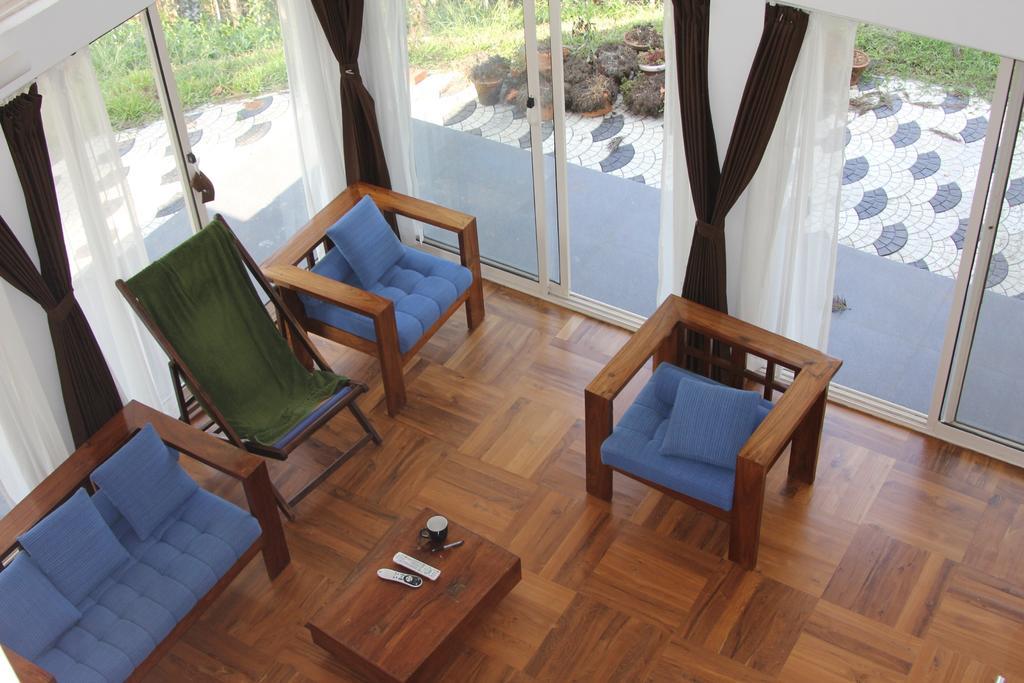 Jungle Jive Tree House Munnar Bed & Breakfast Екстериор снимка